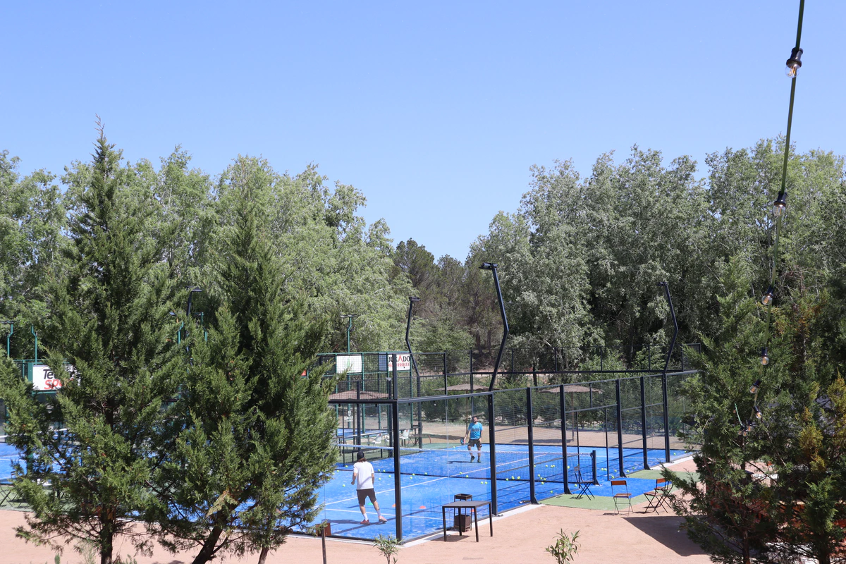 Pistes de pàdel Oller del Màs